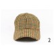 Gorras de visera ajustables con velcro.